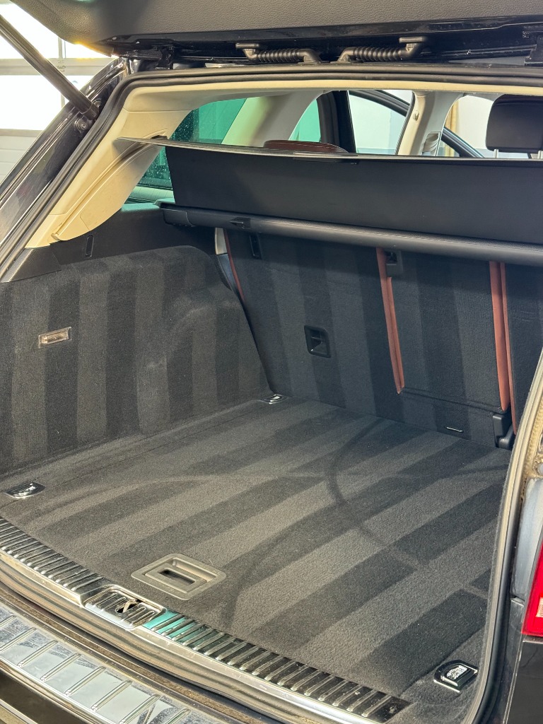 Ruční mytí a detailing luxusních vozů Olomouc