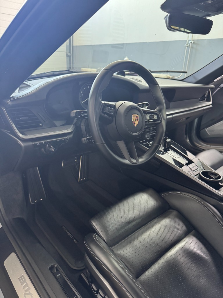 Luxusní interiér Porsche Olomouc