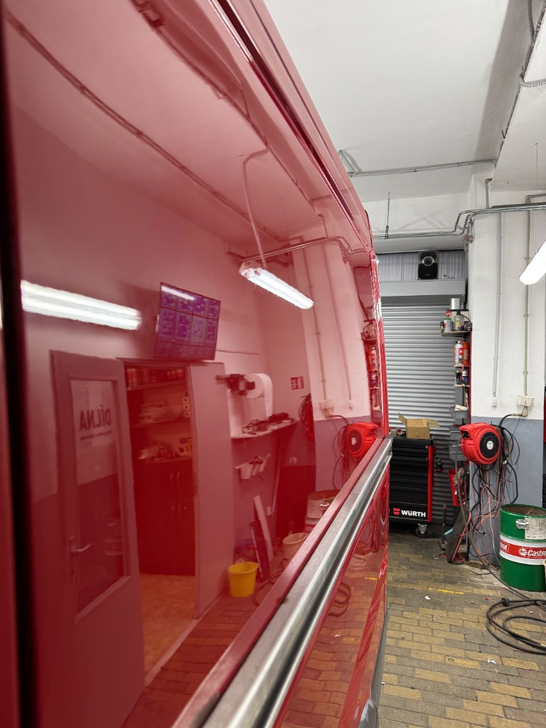 Keramická ochrana laku a voskování Olomouc