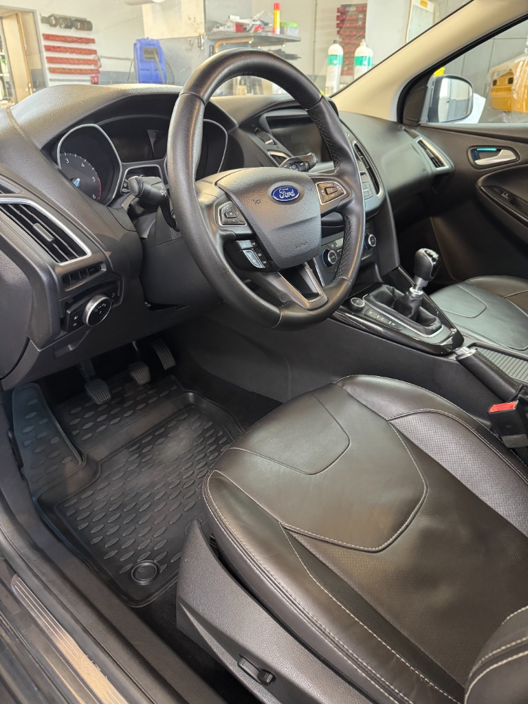 Čistění kožených sedaček a impregnace kůže