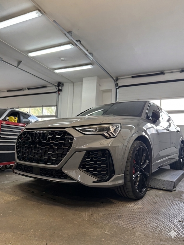 Detailing vozu Audi bez použití filtrů Olomouc
